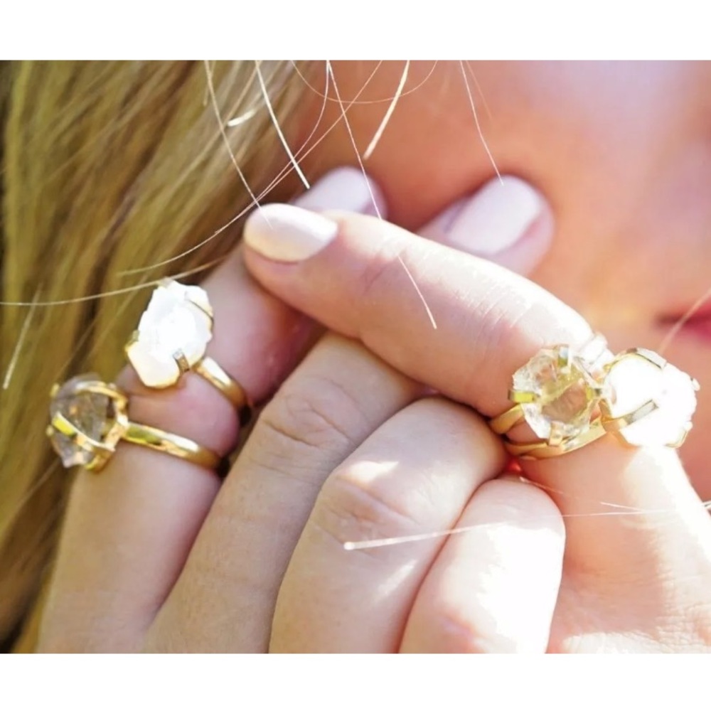 Genuine Gem Stone Quartz Ring Gold/Silver Plated